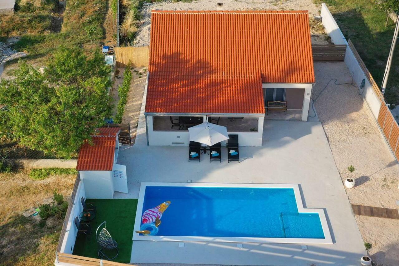Holiday House Mia Murvica  المظهر الخارجي الصورة